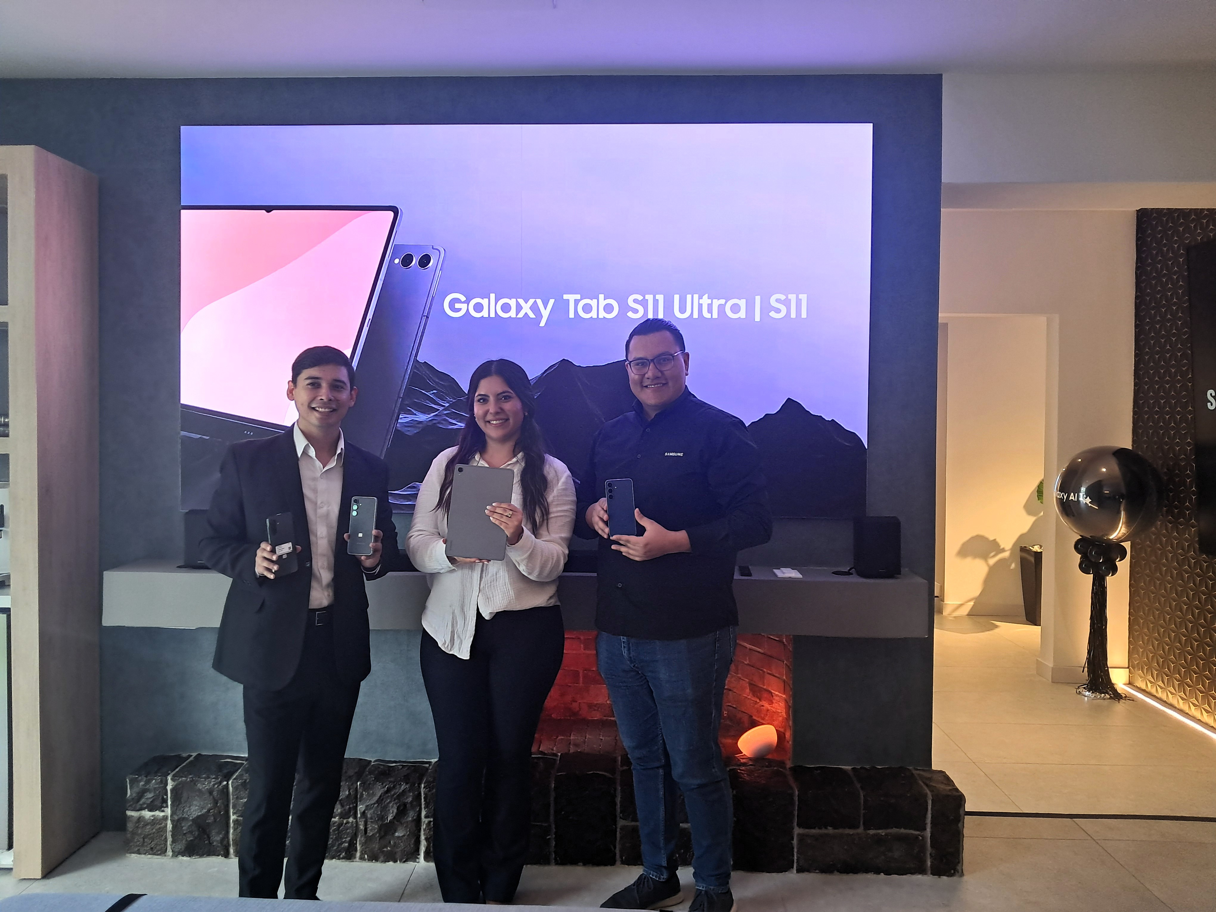 Descubre cómo el Galaxy S25 FE te ayuda a resolver los desafíos del día a día